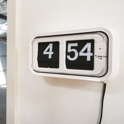 R58 Reserve Power Digital Clock