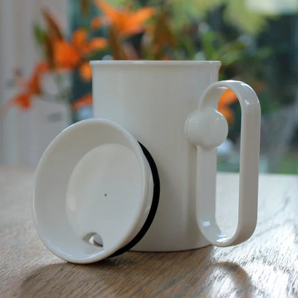 Handsteady Pivoting Cup