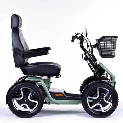 Sterling S800 Scooter by Scoozy
